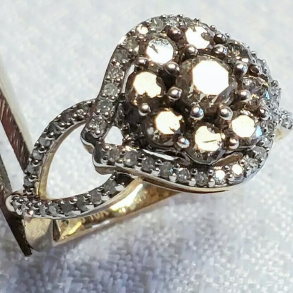 10K 1.50CTW Diamond Ring - Picture 9 of 11